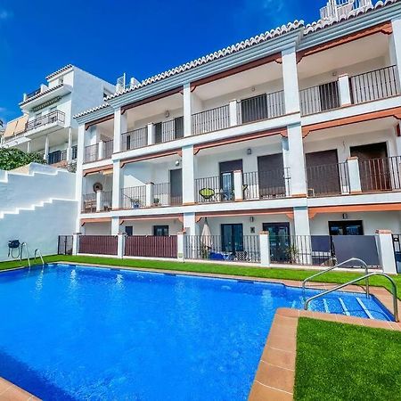 Modern 2 Bed Apartment With Pool In Фрихилиана Экстерьер фото
