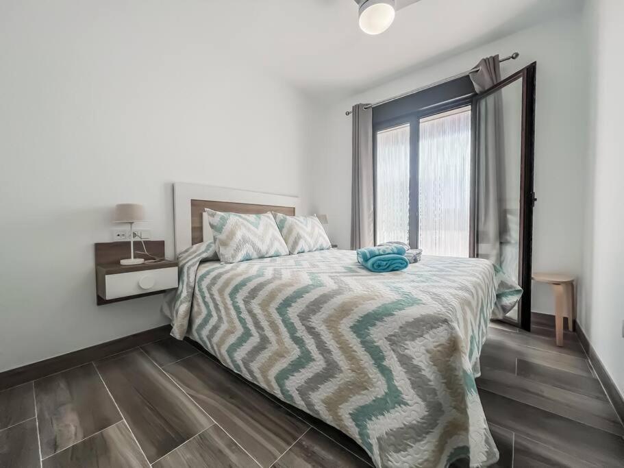 Modern 2 Bed Apartment With Pool In Фрихилиана Экстерьер фото
